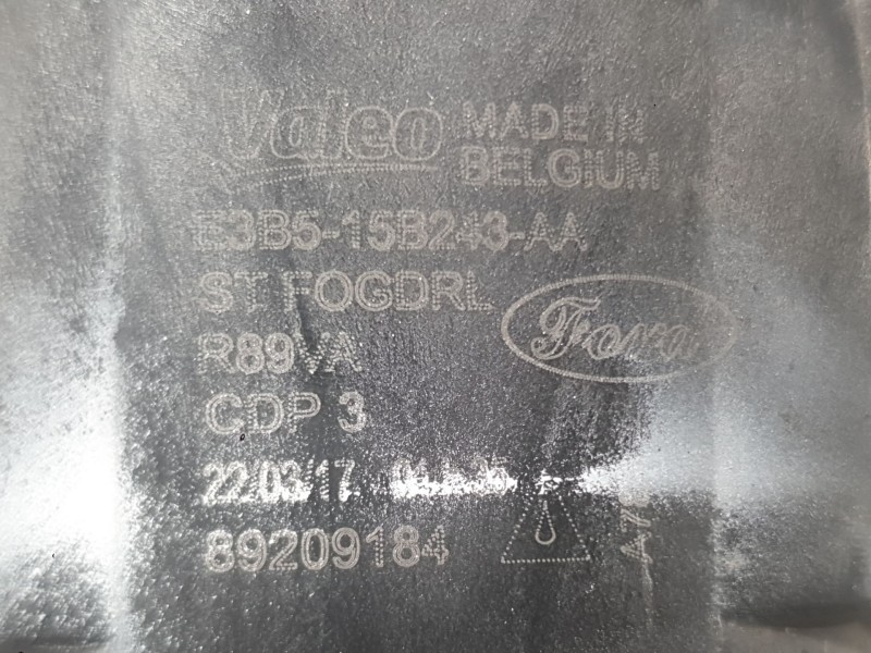 Recambio de faro antiniebla derecho para ford ecosport 1.5 ecoblue tdci referencia OEM IAM 1826337  