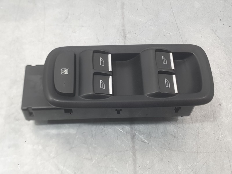 Recambio de mando elevalunas delantero izquierdo para ford ecosport 1.5 ecoblue tdci referencia OEM IAM 1823256  