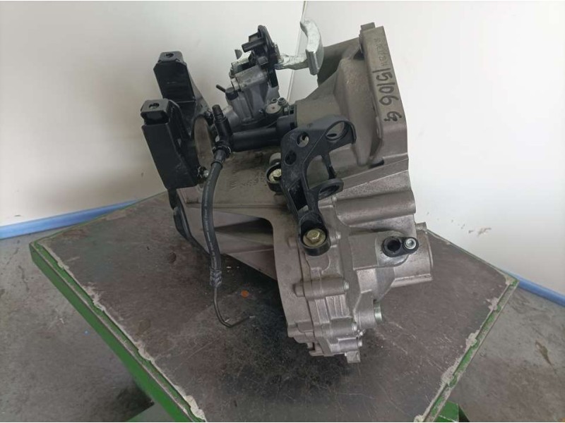 Recambio de caja cambios para skoda rapid active referencia OEM IAM QTS TOCADA CAMBIAR TAPA  26077 5VELOCIDADES