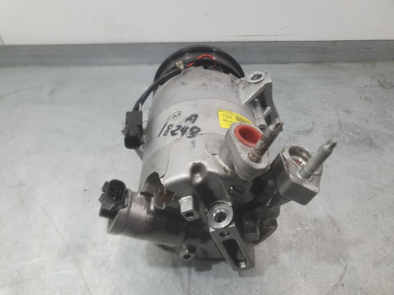 Recambio de compresor aire acondicionado para ford focus iii 1.0 ecoboost referencia OEM IAM 2100870  