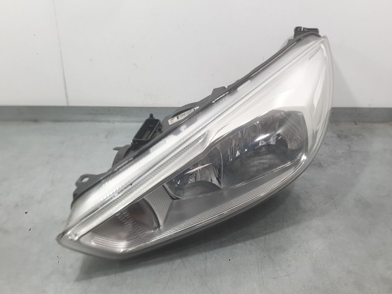 Recambio de faro izquierdo para ford focus iii 1.0 ecoboost referencia OEM IAM 2060614  