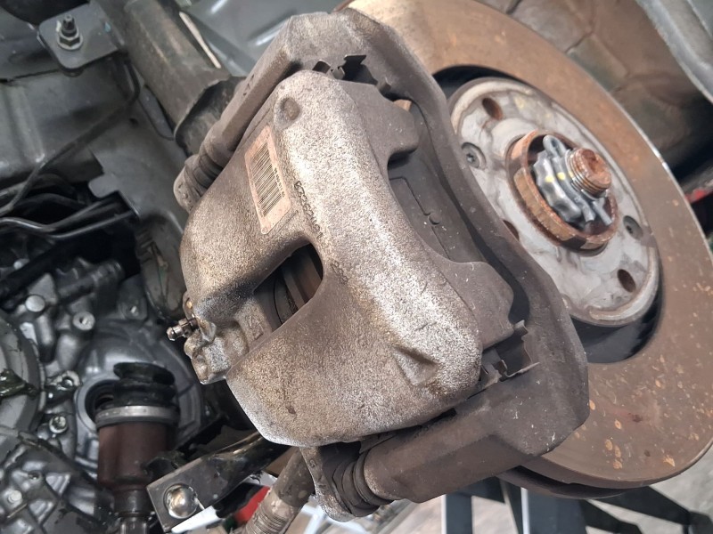 Recambio de pinza freno delantera izquierda para peugeot 208 ii (ub_, up_, uw_, uj_) 1.2 puretech 100 referencia OEM IAM 1648321