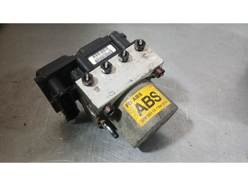 Recambio de abs para hyundai i30 (fd) 1.4 referencia OEM IAM 589202L300  