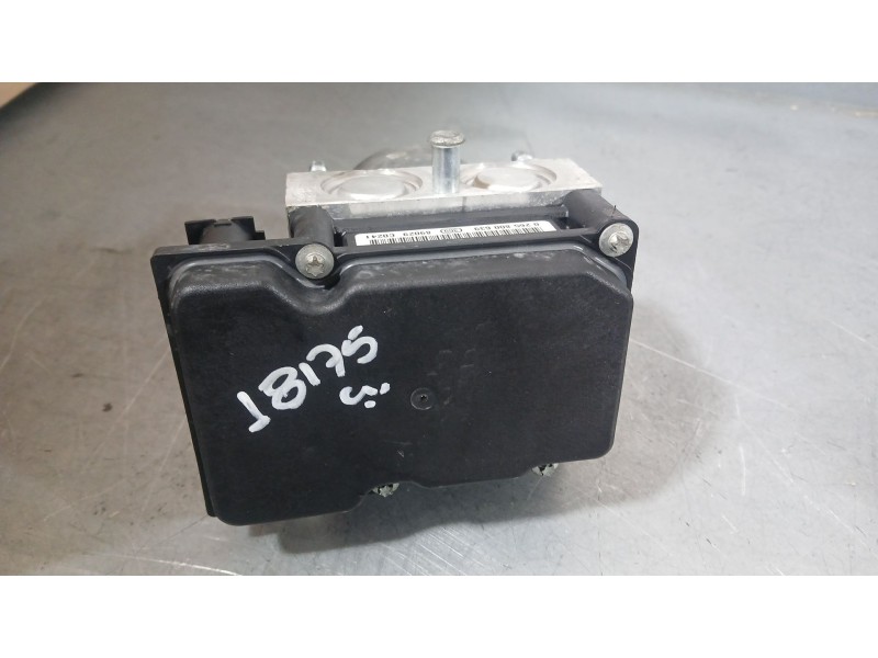 Recambio de abs para hyundai i30 (fd) 1.4 referencia OEM IAM 589202L300  
