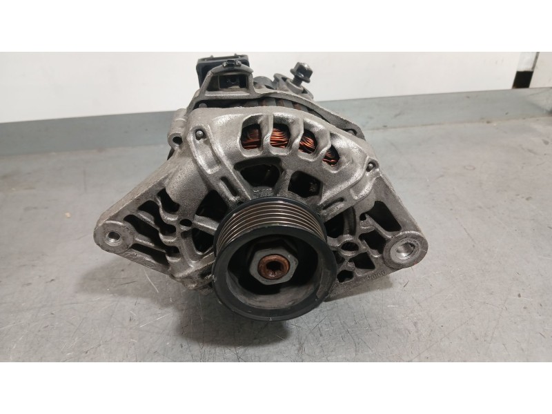 Recambio de alternador para hyundai i30 (fd) 1.4 referencia OEM IAM 373002B101  