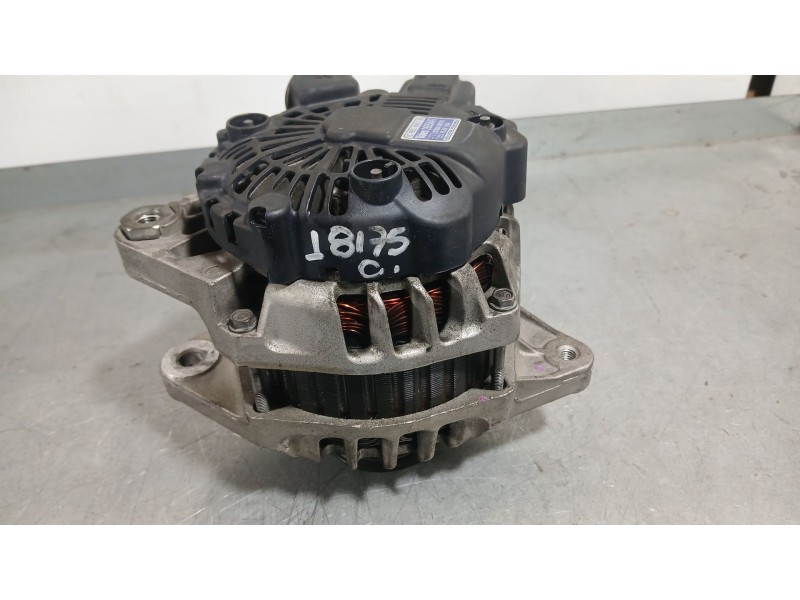 Recambio de alternador para hyundai i30 (fd) 1.4 referencia OEM IAM 373002B101  