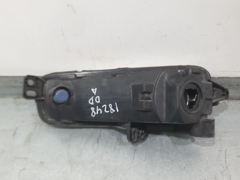 Recambio de faro antiniebla derecho para ford focus iii 1.0 ecoboost referencia OEM IAM 1874687  