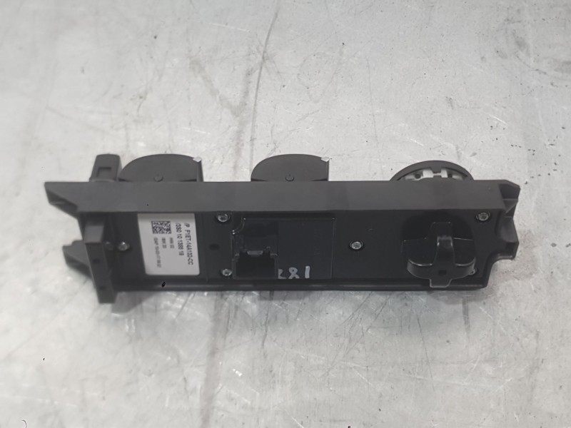Recambio de mando elevalunas delantero izquierdo para ford focus iii 1.0 ecoboost referencia OEM IAM 2033142  