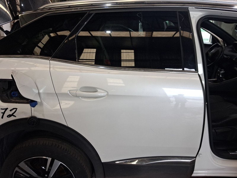 Recambio de puerta trasera derecha para peugeot 3008 ii suv (mc_, mr_, mj_, m4_) 1.5 bluehdi 130 referencia OEM IAM 9812317080  
