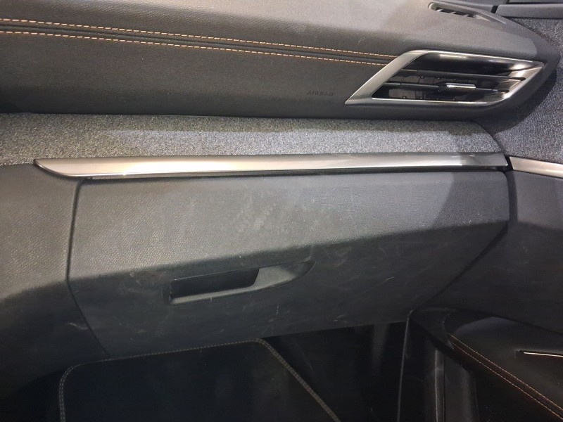 Recambio de guantera para peugeot 3008 ii suv (mc_, mr_, mj_, m4_) 1.5 bluehdi 130 referencia OEM IAM 16180684ZD  