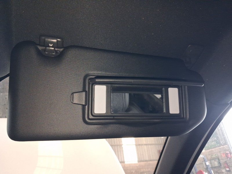 Recambio de parasol derecho para peugeot 3008 ii suv (mc_, mr_, mj_, m4_) 1.5 bluehdi 130 referencia OEM IAM 98284441ZD  
