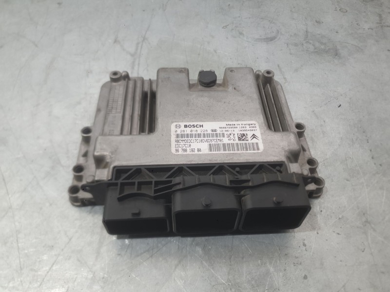 Recambio de centralita motor uce para peugeot 208 i (ca_, cc_) 1.6 hdi referencia OEM IAM 1608084880  