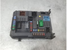 CAJA RELES / FUSIBLES 