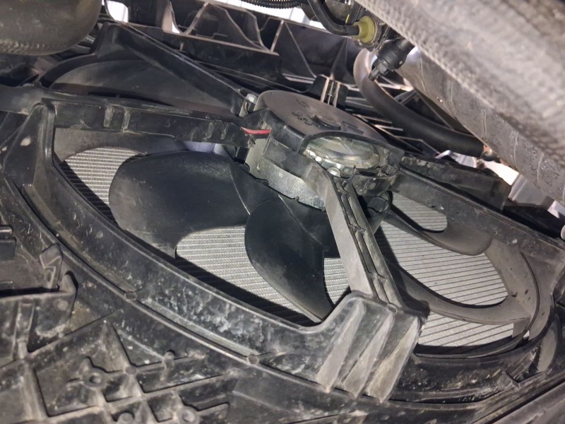 Recambio de electroventilador para peugeot 3008 ii suv (mc_, mr_, mj_, m4_) 1.5 bluehdi 130 referencia OEM IAM 9836638080  