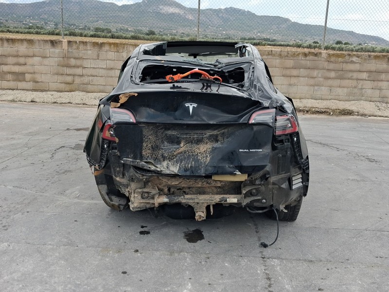 tesla model y del año 2023