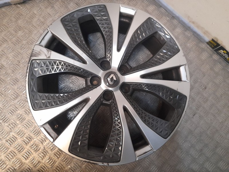 Recambio de juego llantas aluminio para renault grand scénic iv (r9_) 1.2 tce 130 referencia OEM IAM 6.5X20 5 TORN ET33 ROZADAS 