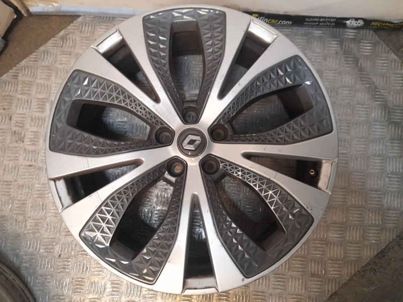 Recambio de juego llantas aluminio para renault grand scénic iv (r9_) 1.2 tce 130 referencia OEM IAM 6.5X20 5 TORN ET33 ROZADAS 