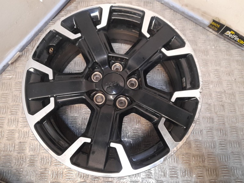 Recambio de llanta aluminio para jeep compass (mp, m6, mv, m7) 1.3 hyvrid 4x4 referencia OEM IAM 7X17 5 TORN ET37.5 ROZADA ALUMI