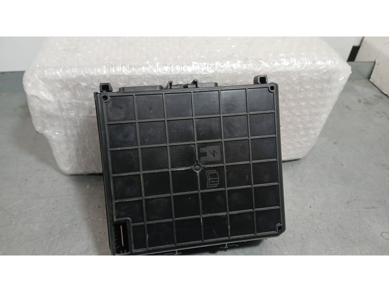 Recambio de caja reles / fusibles para ford focus iv (hn) 1.5 ecoblue referencia OEM IAM 2434802  