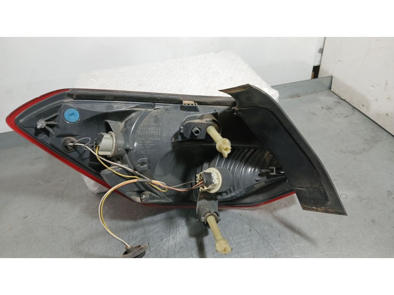 Recambio de piloto trasero derecho exterior para ford focus iv (hn) 1.5 ecoblue referencia OEM IAM 2525714  