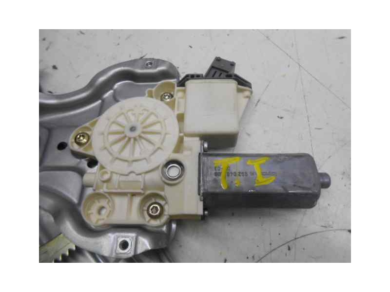 Recambio de elevalunas trasero izquierdo para toyota avensis berlina (t25) 2.2 d-4d executive sedán (4-ptas.) referencia OEM IAM