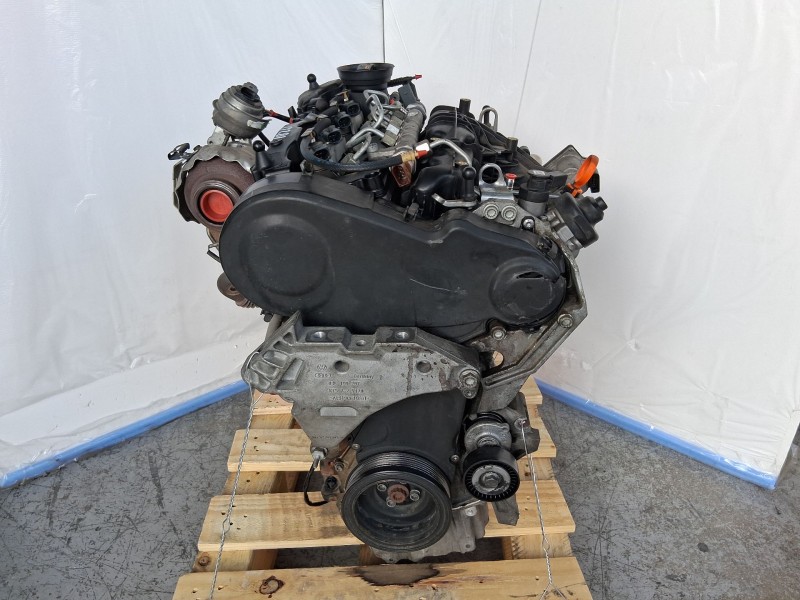 Recambio de motor completo para volkswagen golf vi (5k1) 2.0 tdi referencia OEM IAM CFGB 03L100090R 