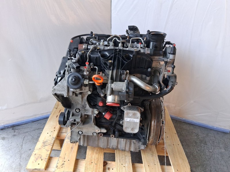 Recambio de motor completo para volkswagen golf vi (5k1) 2.0 tdi referencia OEM IAM CFGB 03L100090R 