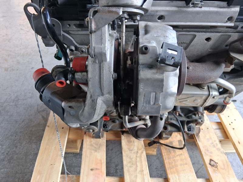 Recambio de motor completo para volkswagen golf vi (5k1) 2.0 tdi referencia OEM IAM CFGB 03L100090R 