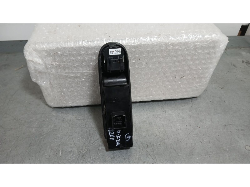 Recambio de mando elevalunas delantero izquierdo para volkswagen golf vi (5k1) 2.0 tdi referencia OEM IAM 5K4959857AXSH  