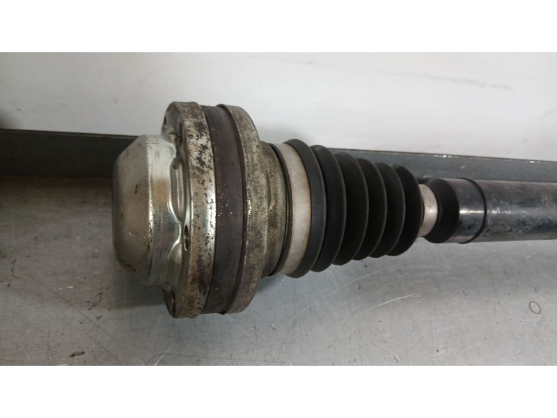 Recambio de transmision delantera derecha para volkswagen golf vi (5k1) 2.0 tdi referencia OEM IAM 2K0407272G  