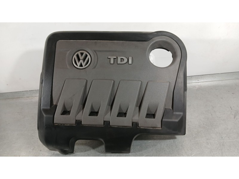 Recambio de tapa motor para volkswagen golf vi (5k1) 2.0 tdi referencia OEM IAM 03L103925R  
