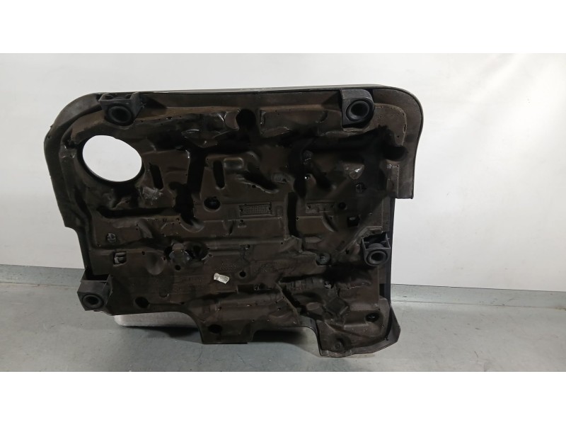 Recambio de tapa motor para volkswagen golf vi (5k1) 2.0 tdi referencia OEM IAM 03L103925R  