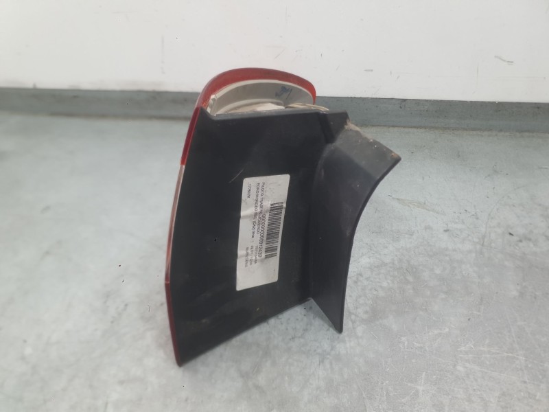 Recambio de piloto trasero izquierdo exterior para ford mondeo iv (ba7) 1.8 tdci referencia OEM IAM 1523738  