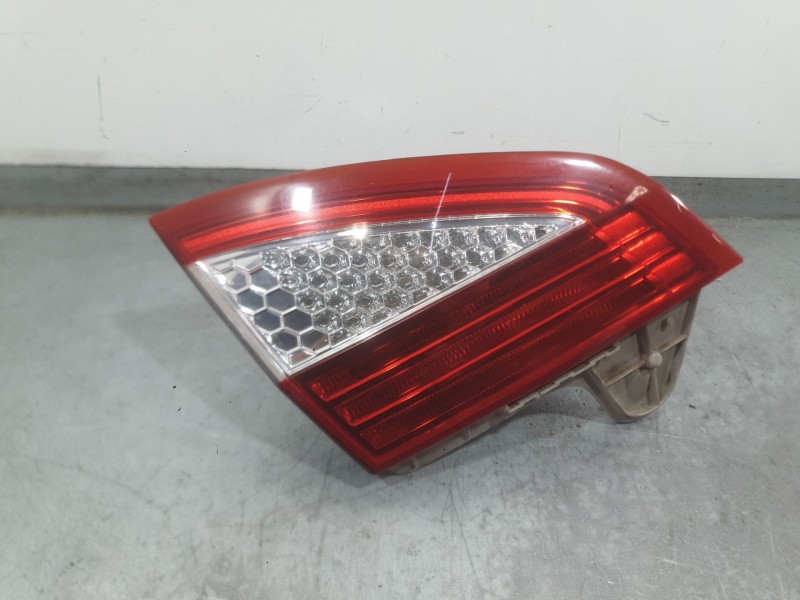 Recambio de piloto trasero izquierdo interior para ford mondeo iv (ba7) 1.8 tdci referencia OEM IAM 1486771  