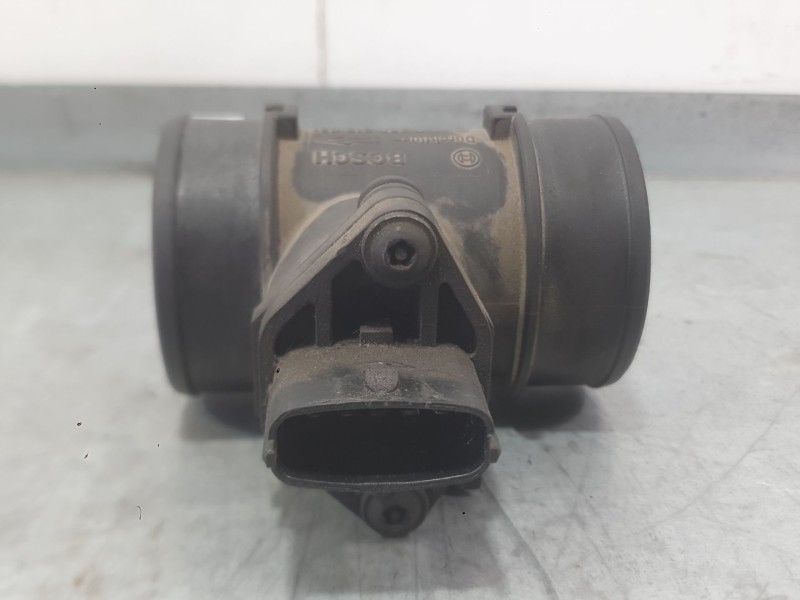 Recambio de caudalimetro para opel corsa c (x01) 1.2 (f08, f68) referencia OEM IAM 9193149  