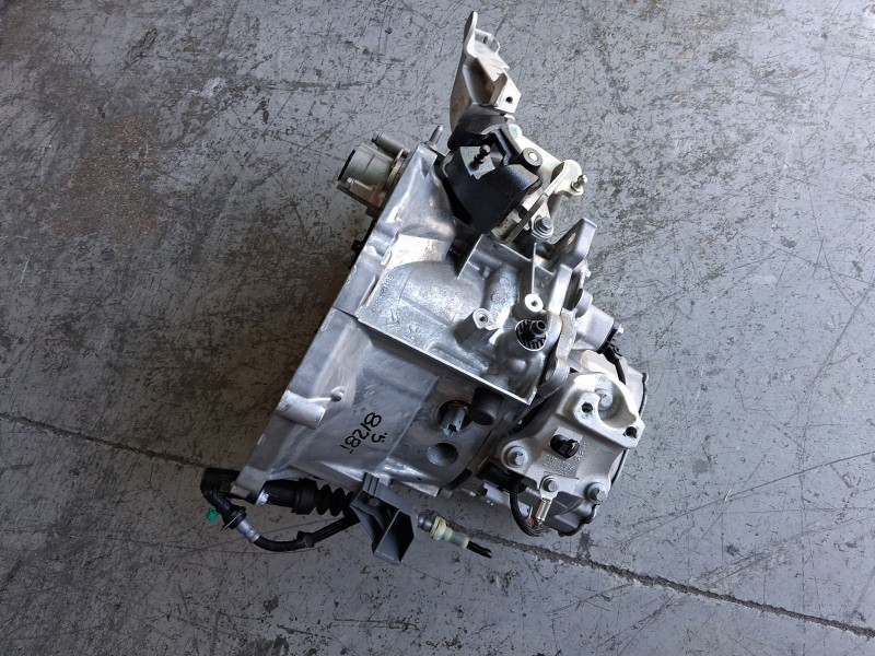 Recambio de caja cambios para peugeot 2008 ii (ud_, us_, uy_, uj_, ur_, uc_) 1.2 puretech 130 referencia OEM IAM 20V248 16291226