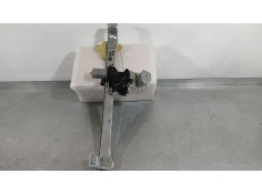 ELEVALUNAS DELANTERO DERECHO 807206641R 