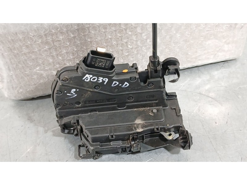 Recambio de cerradura puerta delantera derecha para renault zoe (bfm_) zoe referencia OEM IAM 805026245R  