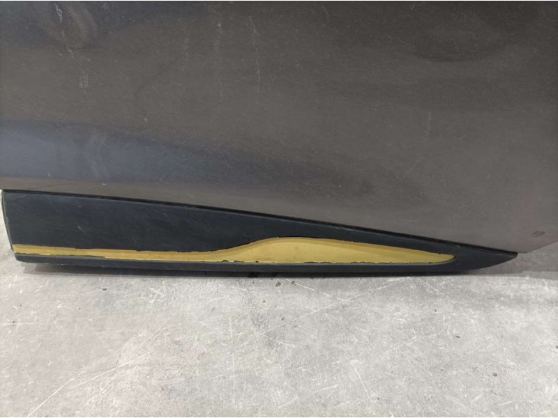 Recambio de puerta trasera izquierda para renault clio iv expression referencia OEM IAM   