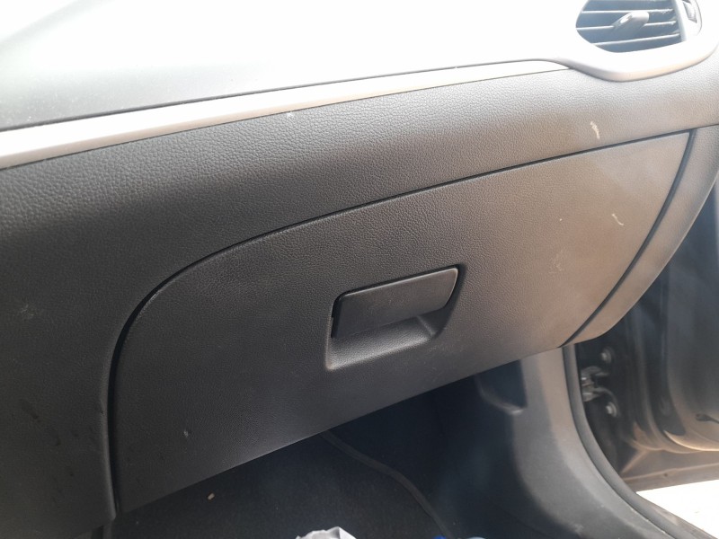 Recambio de guantera para opel astra k sports tourer (b16) 1.6 cdti (35) referencia OEM IAM 39046761  