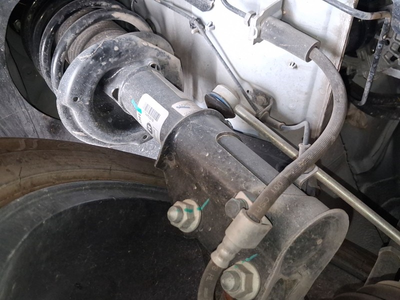 Recambio de amortiguador delantero derecho para mg hs (as23) 1.5 t (sas23) referencia OEM IAM 10598780  