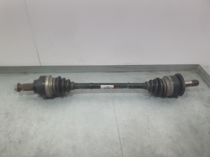 Recambio de transmision trasera izquierda para bmw 1 (f21) 116 d referencia OEM IAM 33207624205  
