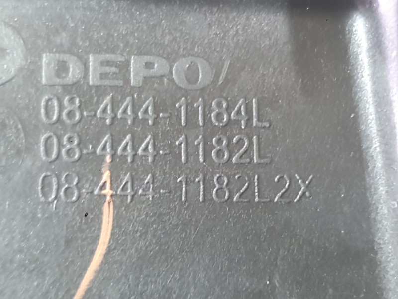 Recambio de faro izquierdo para bmw 1 (f21) 116 d referencia OEM IAM 63117229671  
