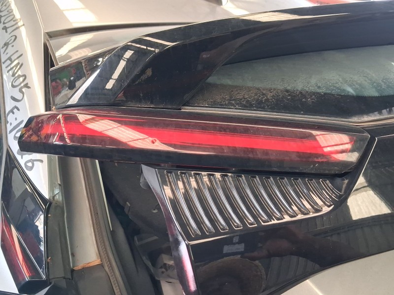 Recambio de piloto trasero izquierdo interior para citroën c4 iii (ba_, bb_, bc_) 1.2 puretech 130 (bahnsa, bahnsb) referencia O