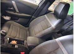 ASIENTO DELANTERO DERECHO 