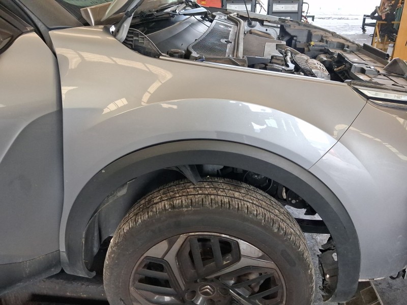 Recambio de aleta delantera derecha para citroën c4 iii (ba_, bb_, bc_) 1.2 puretech 130 (bahnsa, bahnsb) referencia OEM IAM 983