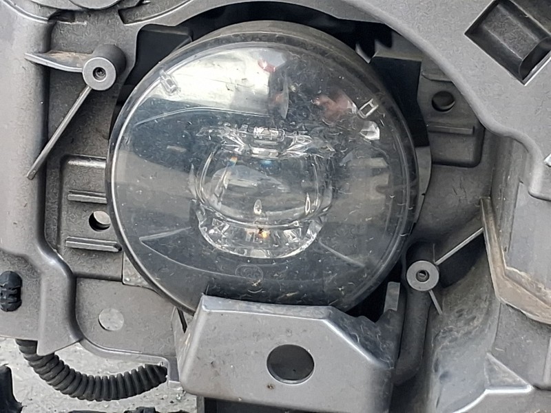 Recambio de faro antiniebla derecho para citroën c4 iii (ba_, bb_, bc_) 1.2 puretech 130 (bahnsa, bahnsb) referencia OEM IAM 982