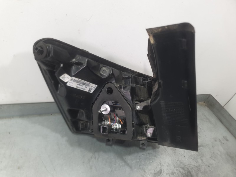 Recambio de piloto trasero derecho exterior para peugeot 3008 ii suv (mc_, mr_, mj_, m4_) 1.2 thp/ puretech 130 (mrhnsm, mrhnsu,