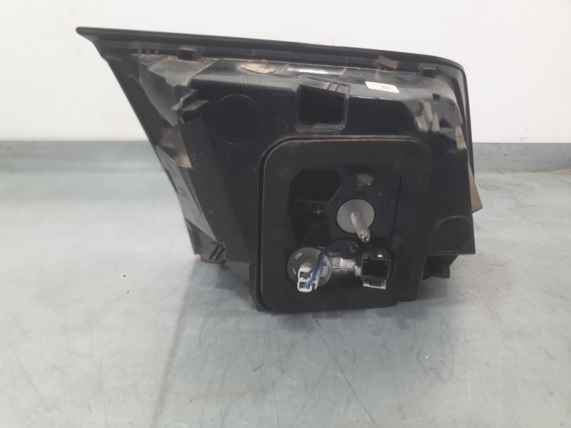 Recambio de piloto trasero derecho interior para peugeot 3008 ii suv (mc_, mr_, mj_, m4_) 1.2 thp/ puretech 130 (mrhnsm, mrhnsu,