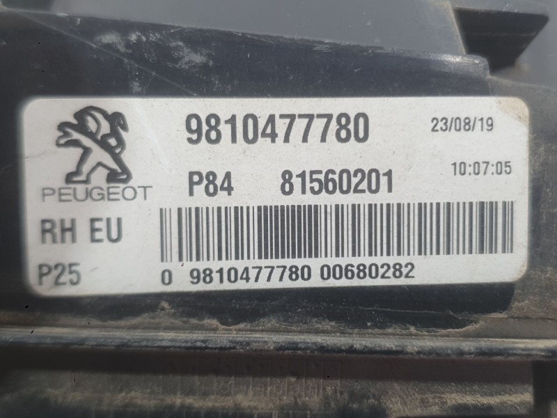 Recambio de piloto trasero derecho interior para peugeot 3008 ii suv (mc_, mr_, mj_, m4_) 1.2 thp/ puretech 130 (mrhnsm, mrhnsu,